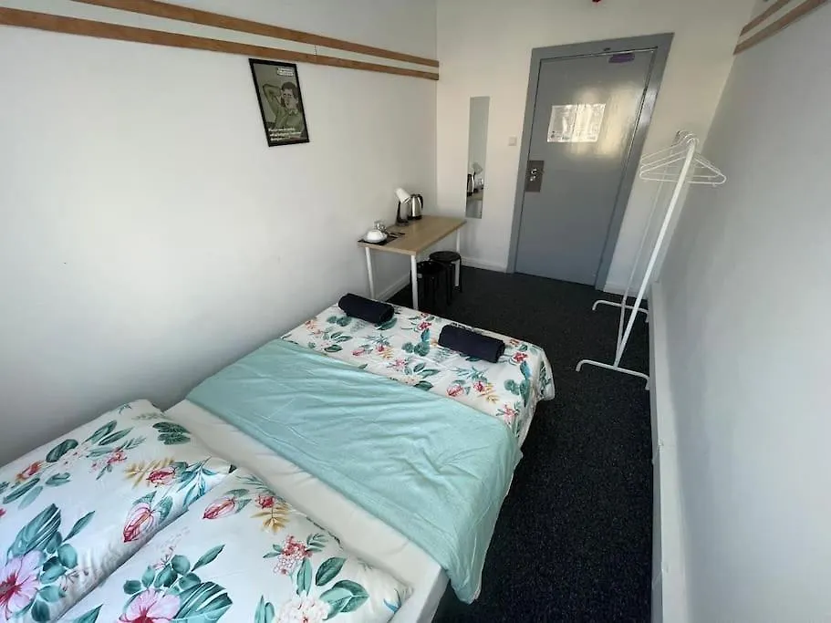 Fantastic Waw - Ch5 Room D307 Warsaw Poland
